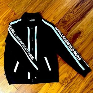 Karl Lagerfeld Paris bLack front zip jacket size small. Excellent Condition 💋